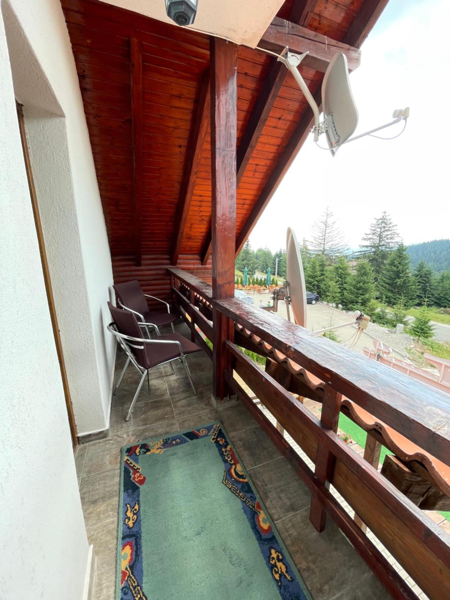 Red Family Apartments Пэлтиниш Номер фото