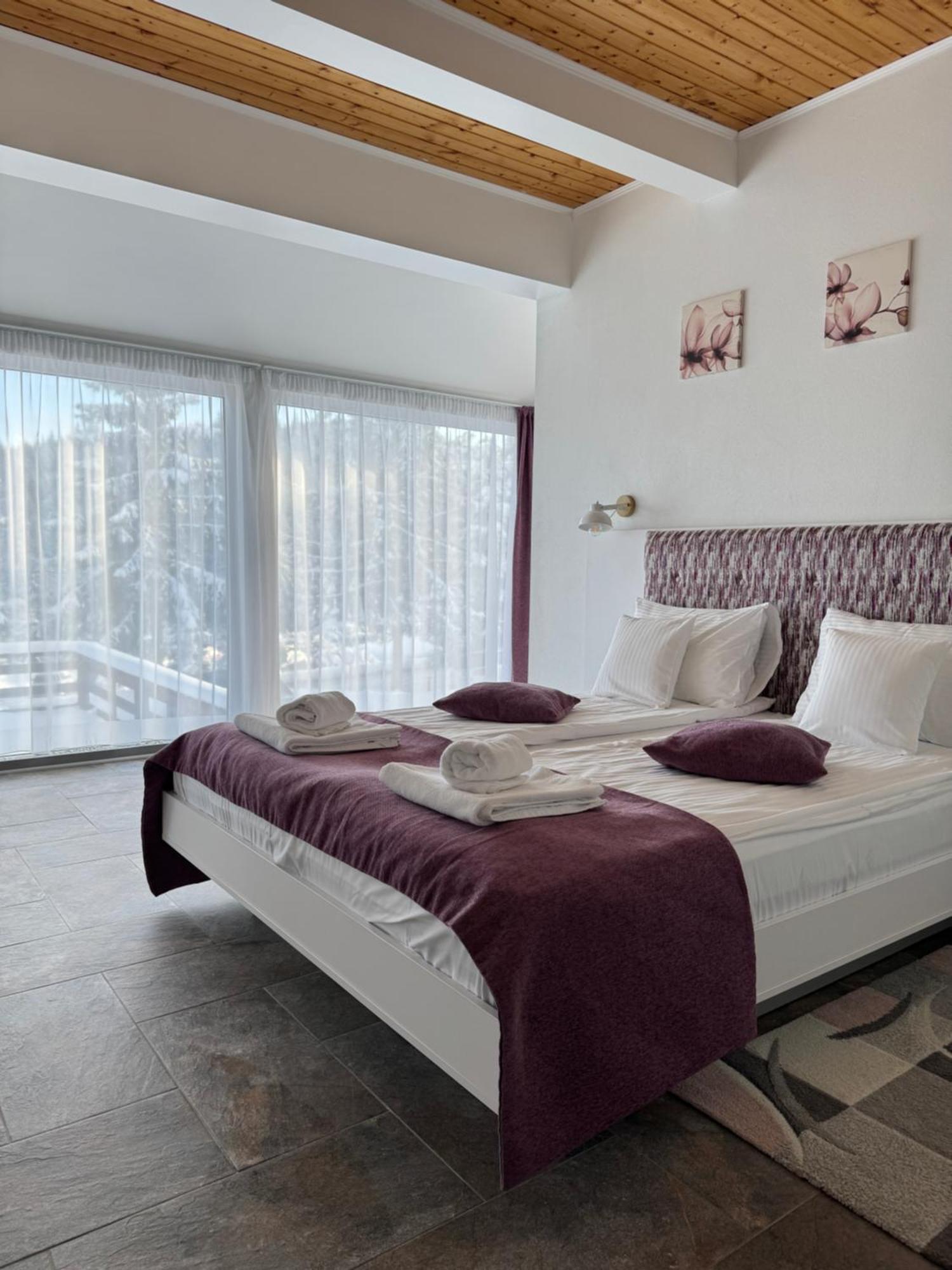 Red Family Apartments Пэлтиниш Экстерьер фото